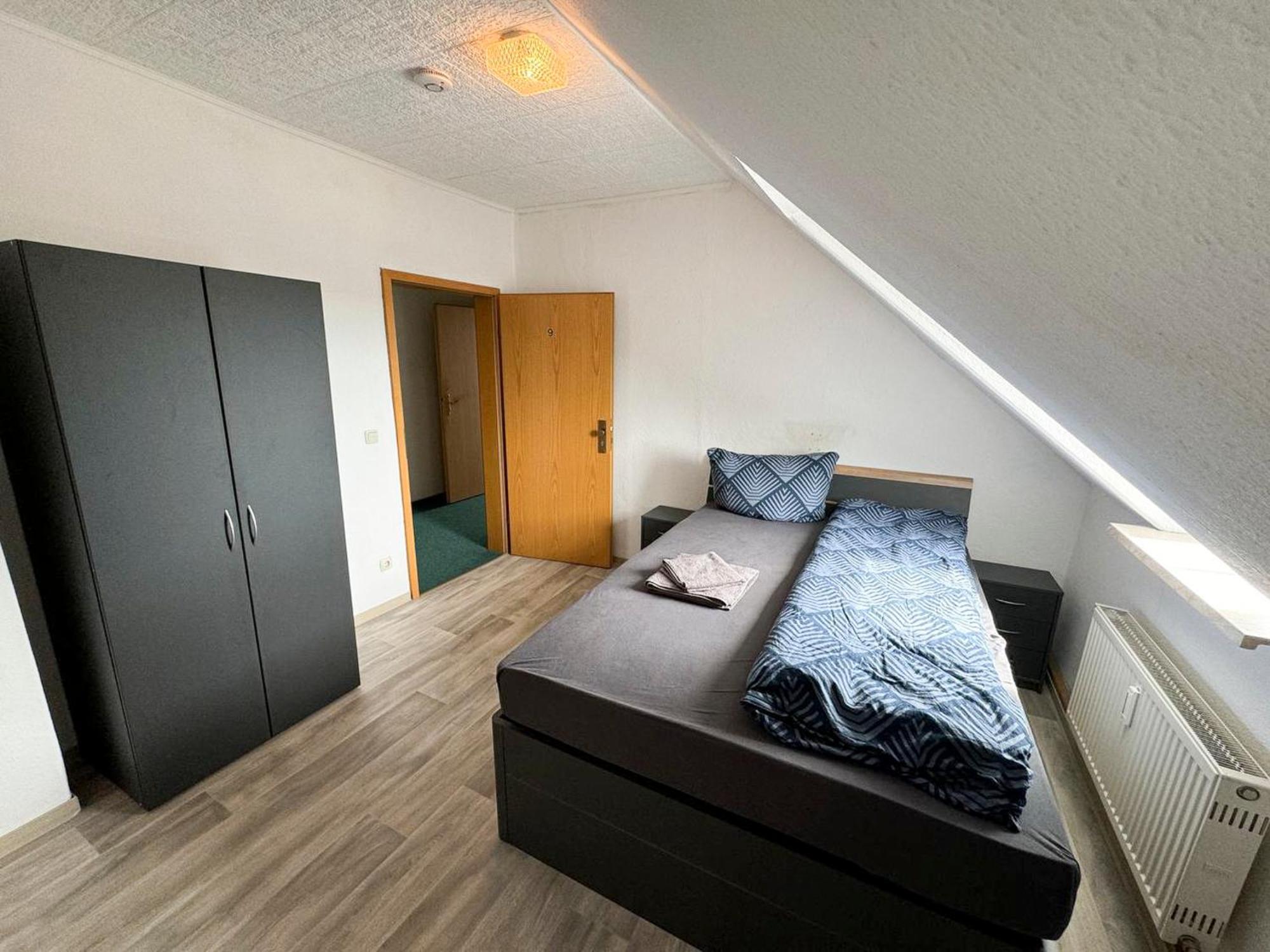 Grosse & Voll Ausgestattete Apartments, Studios, Doppelzimmer, Workspace, Parkplatz, Netflix, Prime & Schnelles Wifi In Ruhiger Lage Mit Garten Rudolstadt Eksteriør bilde